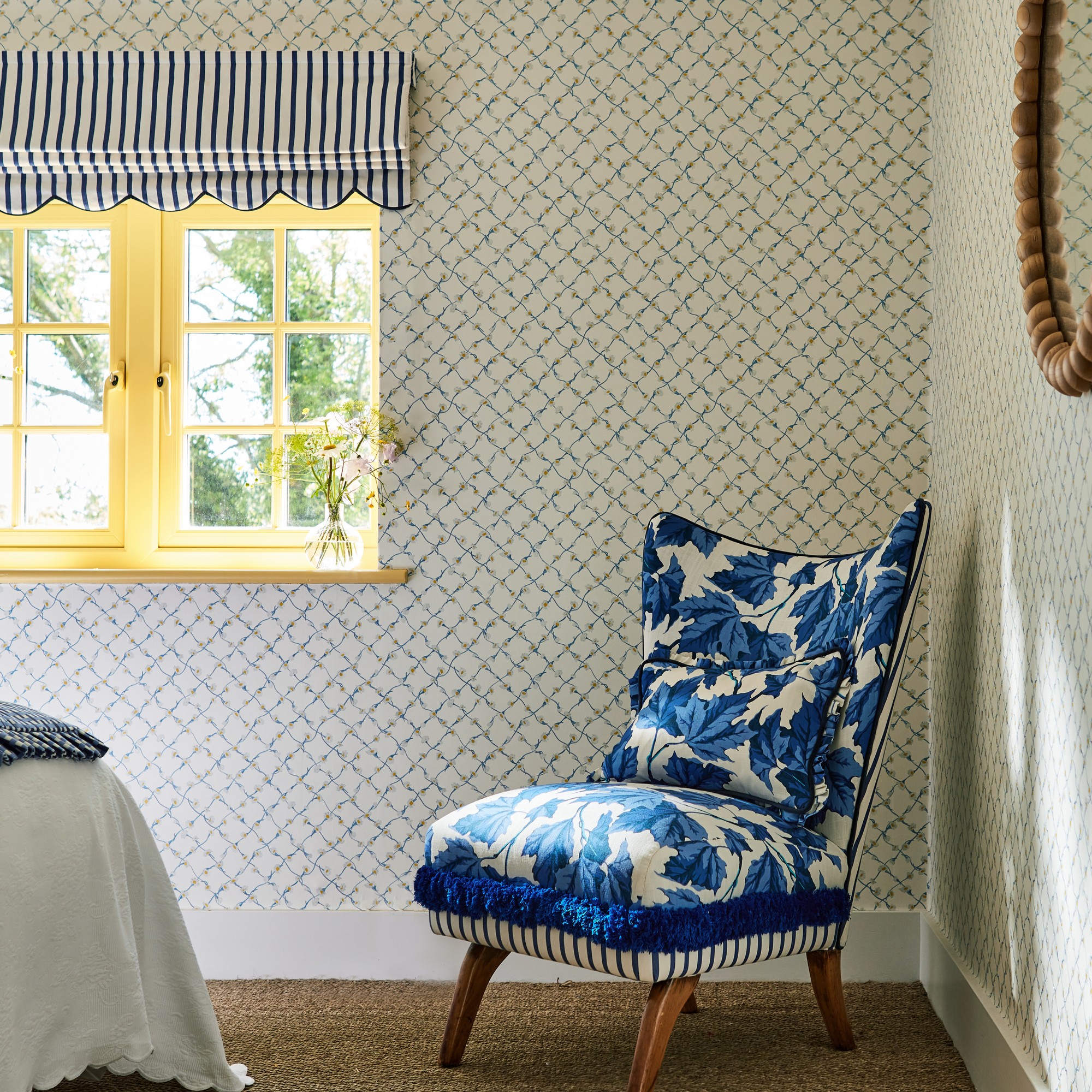 Daisy Trellis Wallpaper 113044 By Harlequin X Sophie Robinson In Lapis Pearl